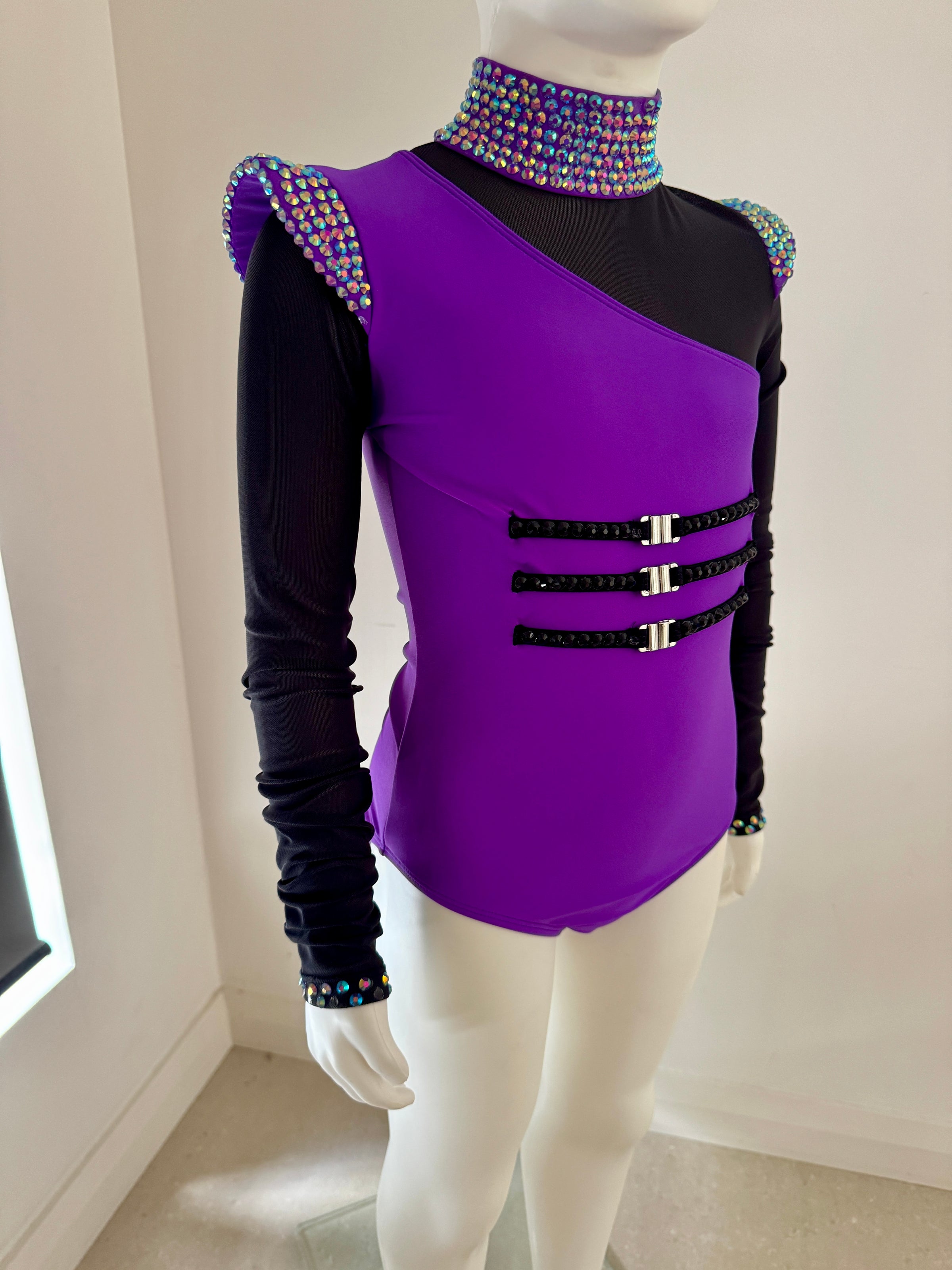 “Fighter” Costume Size 12 Cosi G Base (Second Hand)