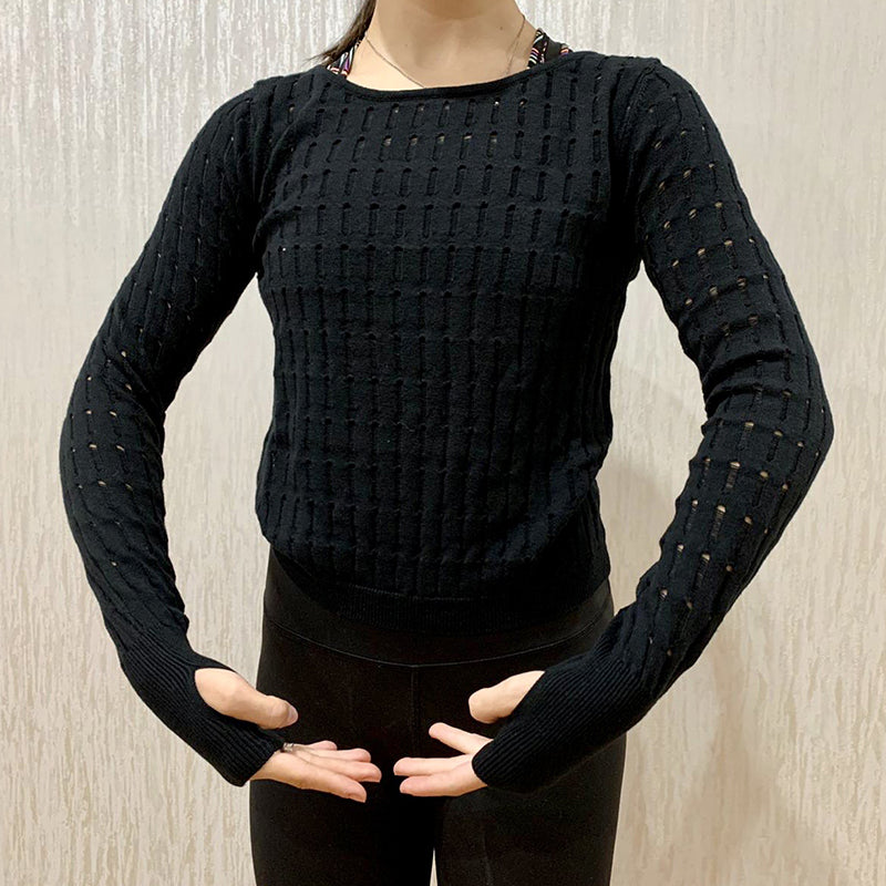 Textured knit cropped long sleeve sweater