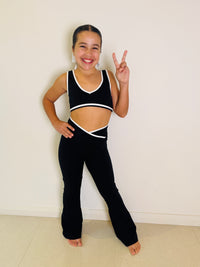 Momentum Flare Leggings