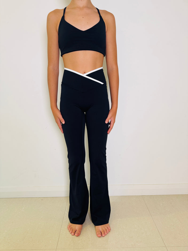 Momentum Flare Leggings